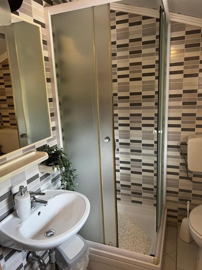 Arija 2 Apartment เซนญ์ ภายนอก รูปภาพ